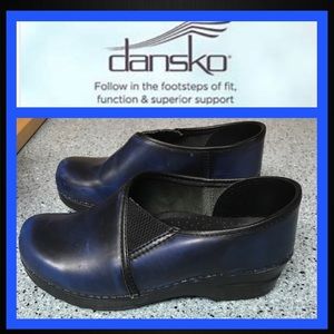 dansko clogs💙